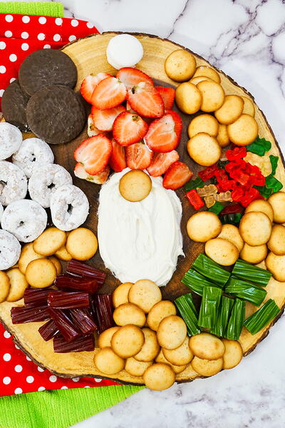 Gnome Christmas Buttercream Board Recipe Gnome Christmas Buttercream Board Recipe