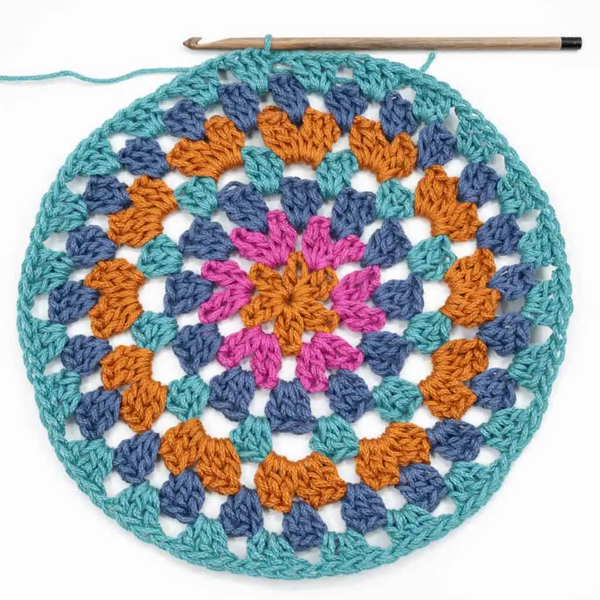 How To Crochet A Granny Circle How To Crochet A Granny Circle