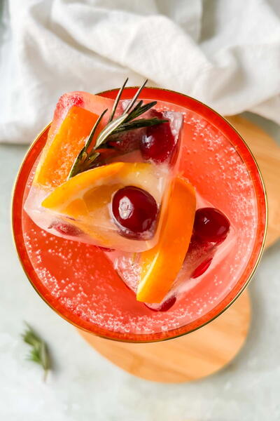 Holiday Ice Cubes Holiday Ice Cubes