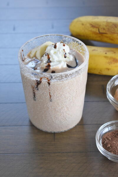 Protein Packed Peanut Butter Chocolate Banana Smoothie Protein Packed Peanut Butter Chocolate Banana Smoothie