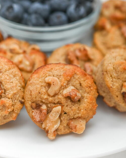 Mini Banana Bread Muffins Mini Banana Bread Muffins