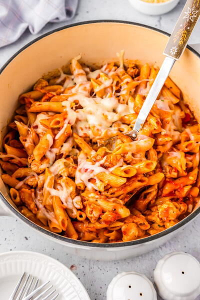 One Pot Chicken Parmesan Pasta One Pot Chicken Parmesan Pasta