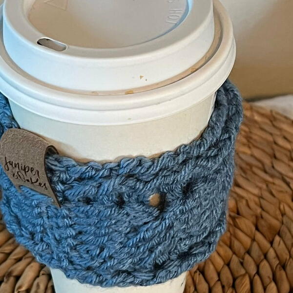 Cozy Cabled Coffee Sleeve Cozy Cabled Coffee Sleeve