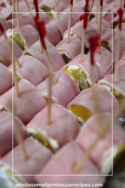 Easy Ham and Pickle Roll Ups