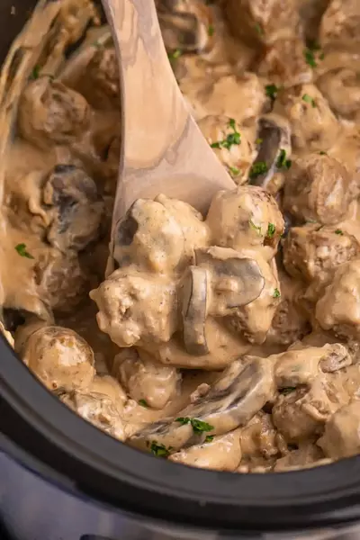 Easy Slow Cooker Meatball Stroganoff Easy Slow Cooker Meatball Stroganoff
