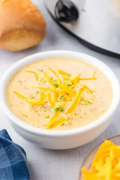 Slow Cooker Broccoli Cheese Soup Slow Cooker Broccoli Cheese Soup