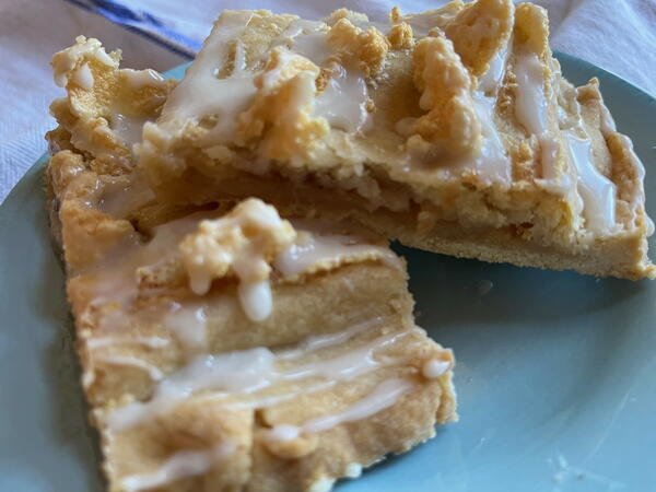 Apple Slices Apple Slices