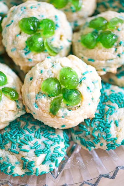 Green Cherry Shamrock Cookies Green Cherry Shamrock Cookies