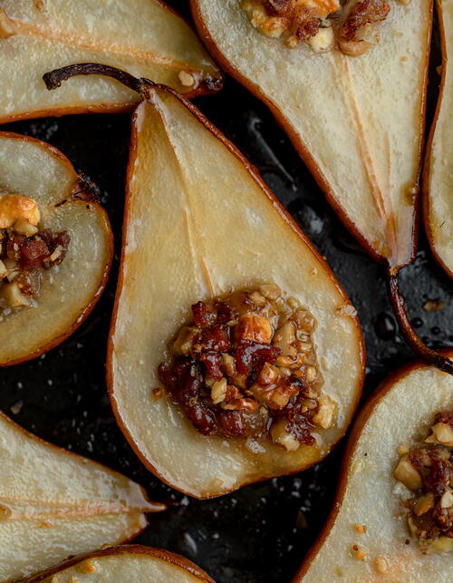 3 Step Stuffed Pears with Prosciutto Blue Cheese and Walnuts 3 Step Stuffed Pears with Prosciutto Blue Cheese and Walnuts