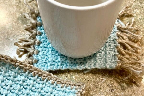 Simple Mesh Mug Rug Simple Mesh Mug Rug