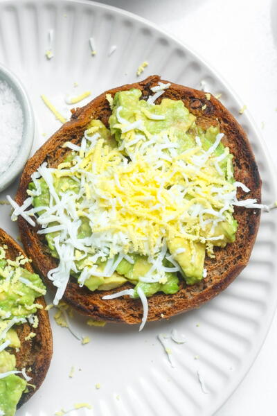 Grated Egg Avocado Toast Grated Egg Avocado Toast