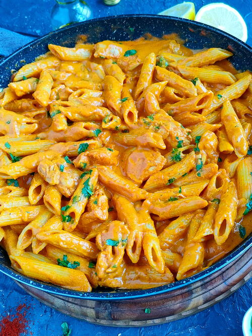 Creamy Butter Chicken Pasta without Cream Creamy Butter Chicken Pasta (without Cream)