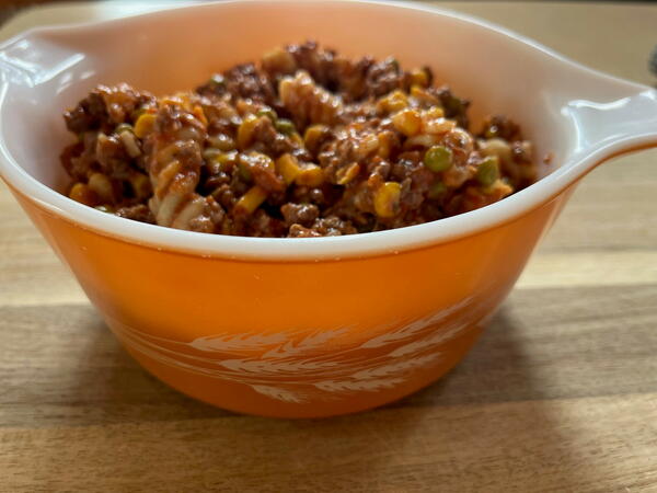 Old-fashioned Red Hotdish Old-fashioned Red Hotdish