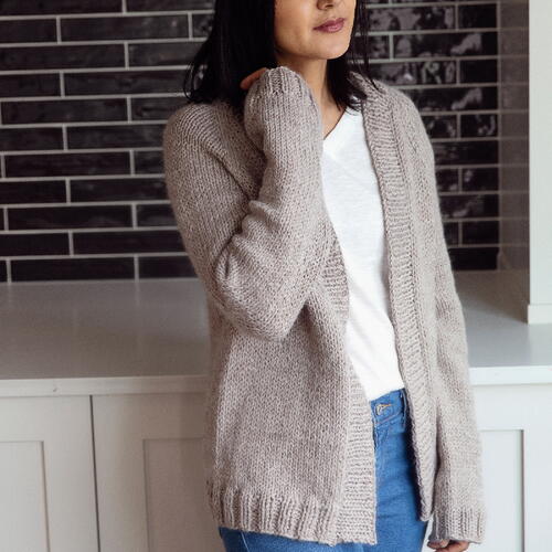 Simple Raglan Cardigan Simple Raglan Cardigan