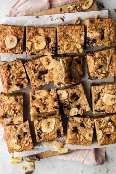 Banana Chocolate Chip Bars