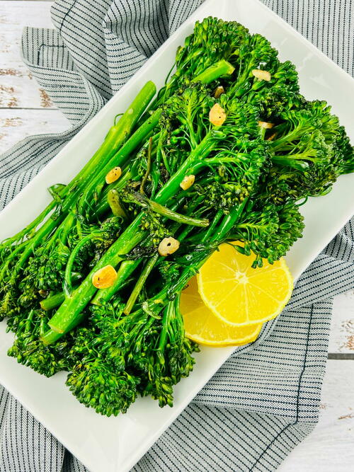 Tenderstem Broccoli In Olive Oil And Garlic Tenderstem Broccoli In Olive Oil And Garlic