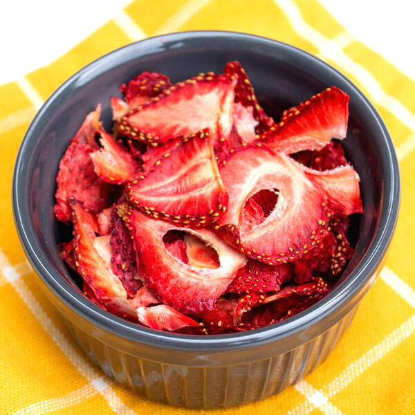Dehydrated Strawberries In The Dehydrator Dehydrated Strawberries In The Dehydrator