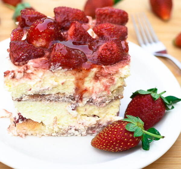 Strawberry Tiramisu Strawberry Tiramisu