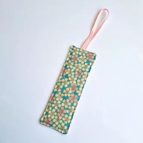 Easy Quilted Bookmark Easy Quilted Bookmark
