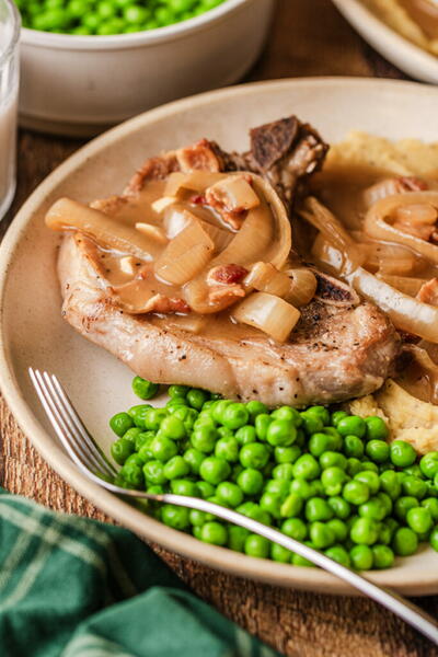 Smothered Pork Chops Smothered Pork Chops
