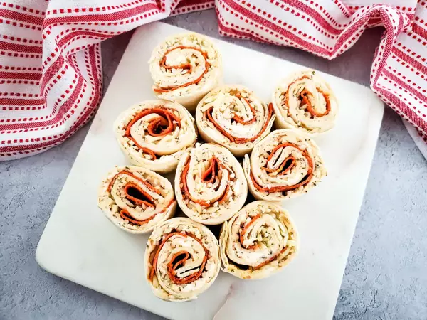 Pepperoni Pinwheel Appetizers Pepperoni Pinwheel Appetizers