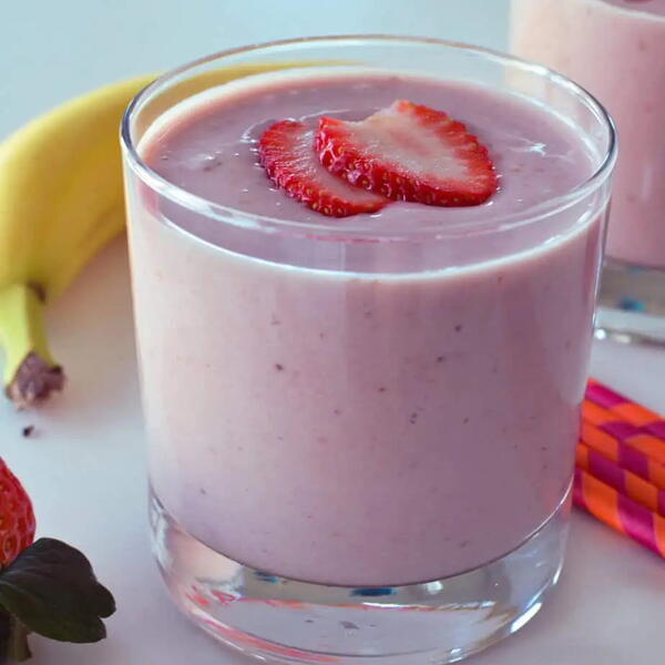 Strawberry Banana Smoothie Strawberry Banana Smoothie