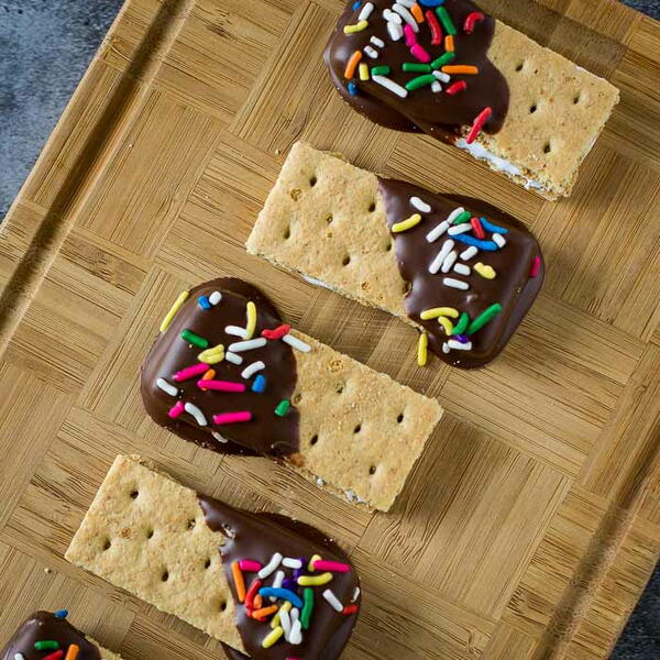 Easy Smores Bites 3 Ingredient Recipe Easy S’mores Bites (3 Ingredient Recipe)