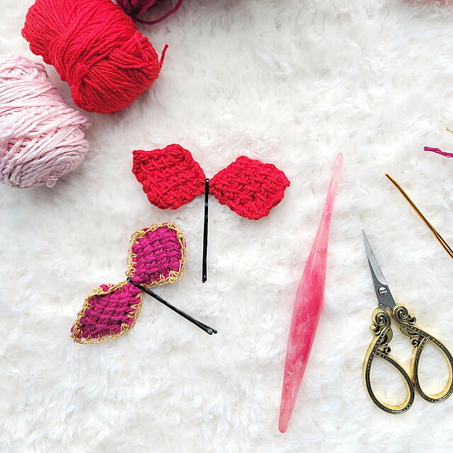 Mini Entrelac Bow Mini Entrelac Bow