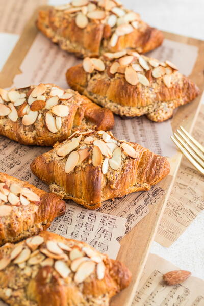 Almond Croissants Almond Croissants
