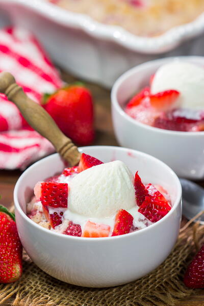 Strawberry Cobbler Strawberry Cobbler