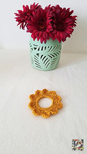 Flower Sun Scrunch Flower Sun Scrunch