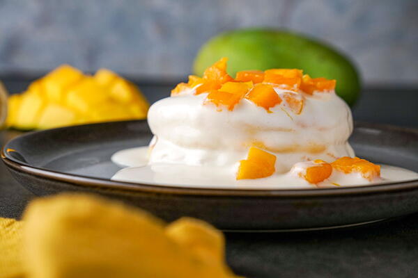 Japanese Mango Pancakes Japanese Mango Pancakes