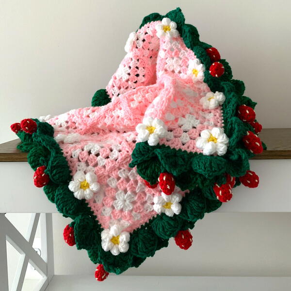 Strawberry Blanket Border Strawberry Blanket Border