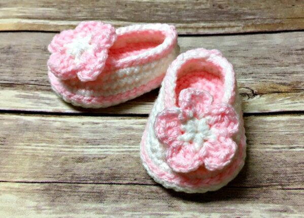 Springtime Baby Booties Springtime Baby Booties