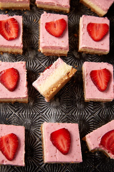 Strawberry Cheesecake Bars Strawberry Cheesecake Bars