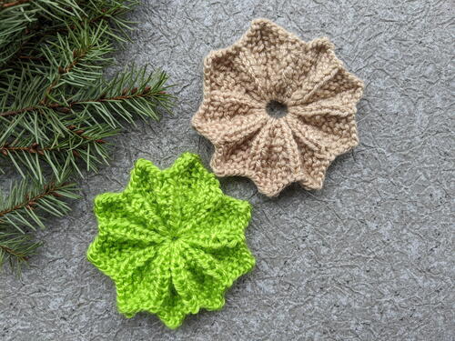Knit Wide Rounded Flower Knit Wide Rounded Flower