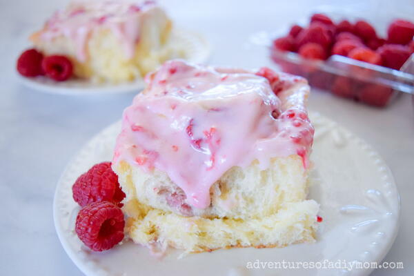 Raspberry Sweet Rolls Raspberry Sweet Rolls