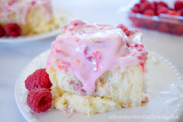 Raspberry Sweet Rolls Raspberry Sweet Rolls
