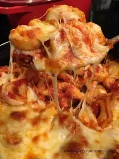 Cheesy Baked Tortellini Casserole Cheesy Baked Tortellini Casserole