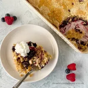 Berry Dump Cake With Fresh Berries Berry Dump Cake With Fresh Berries