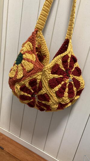 Granny Square Daisy Tote Bag Crochet Pattern Granny Square Daisy Tote Bag Crochet Pattern