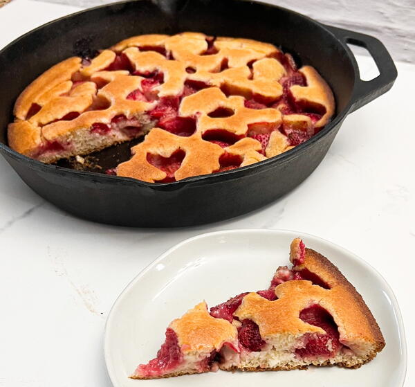 Skillet Strawberry Cobbler Skillet Strawberry Cobbler