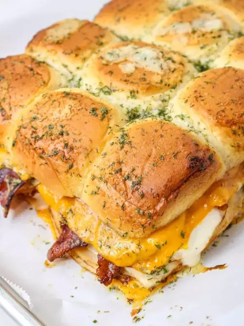 Chicken Hawaiian Roll Sliders Chicken Hawaiian Roll Sliders