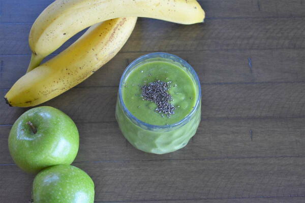 Easy Banana Avocado Apple Smoothie Recipe Easy Banana Avocado Apple Smoothie Recipe