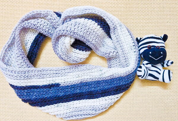 How To Crochet A Easy Knit Like Infinity Scarf How To Crochet A Easy Knit Like Infinity Scarf