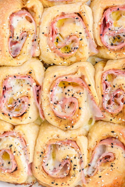 Baked Ham And Cheese Pinwheels Baked Ham And Cheese Pinwheels