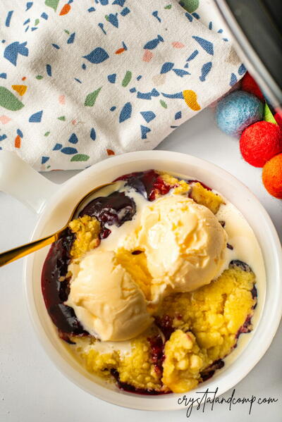Slow Cooker Cobbler Slow Cooker Cobbler