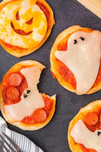 Halloween Mini Pizzas Halloween Mini Pizzas