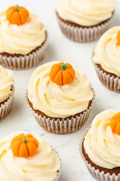 Pumpkin Cupcakes Pumpkin Cupcakes