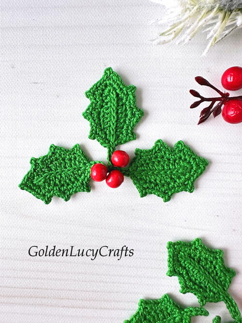 Crochet Christmas Holly Leaf Applique Crochet Christmas Holly Leaf Applique